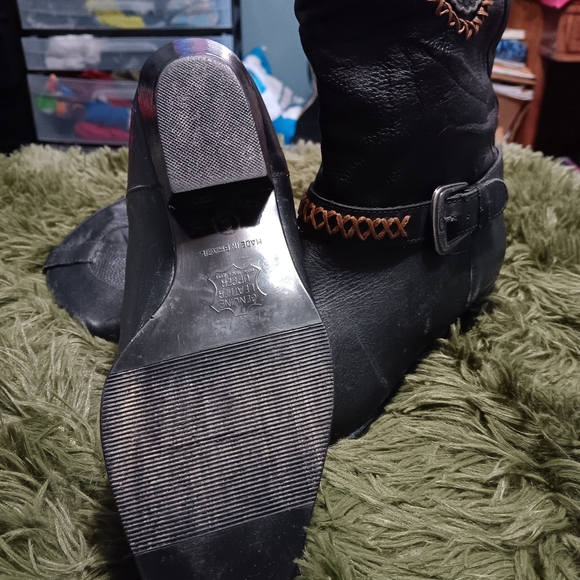 Black leather boots conchos - Picture 5 of 5